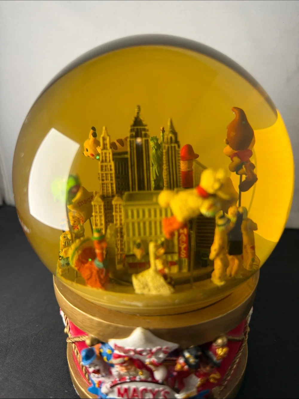 Macy's Thanksgiving Day Parade snow globe